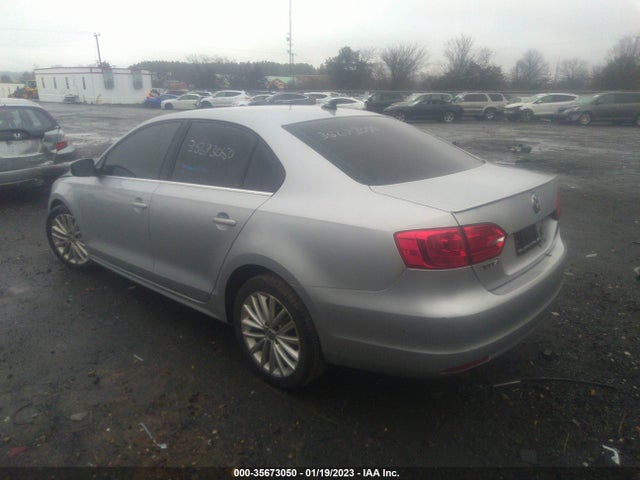 3VWLL7AJ6DM352813 Volkswagen Jetta Sedan Tdi W/premium/nav