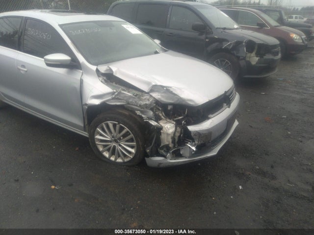 3VWLL7AJ6DM352813 Volkswagen Jetta Sedan Tdi W/premium/nav