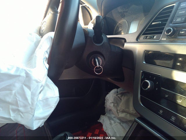 2015 HYUNDAI SONATA 2.4L SE VIN: 5NPE24AF1FH217367