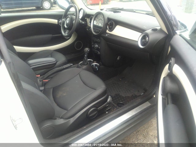 Mini COOPER HARDTOP 2013 WMWSU3C51DT683088 Image 6
