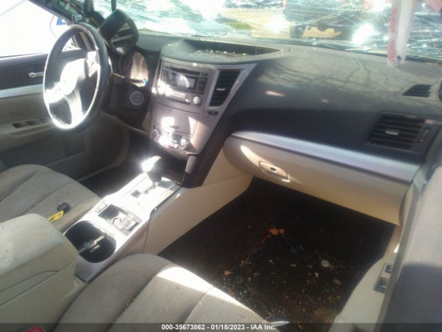 4S4BRBGC8D3208590 Subaru Outback 2.5i Premium