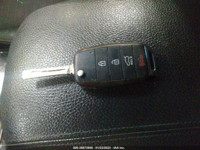 5XYKTDA63EG541989 KIA SORENTO LX