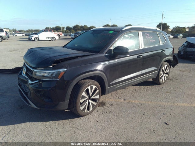 Volkswagen TAOS SE 2022 3VVRX7B22NM014322 Image 2
