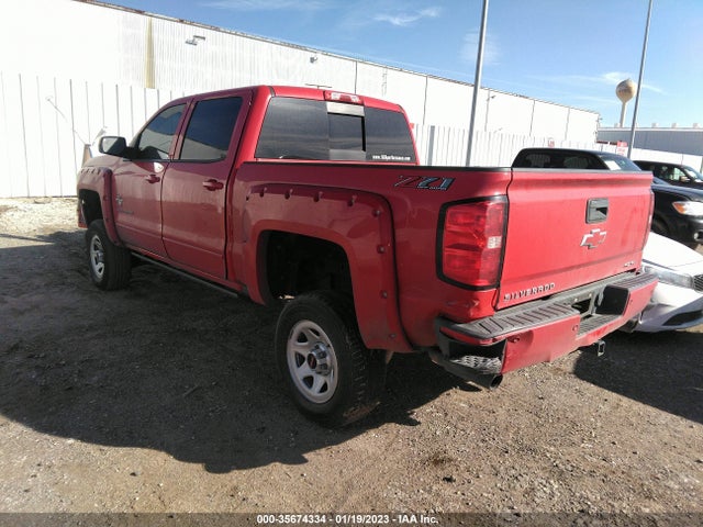 Chevrolet Silverado 1500 2018 3GCUKREC7JG359460 Image 4