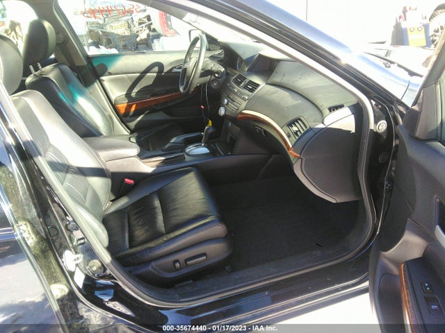 2011 HONDA ACCORD SDN EX-L VIN: 1HGCP3F80BA031836