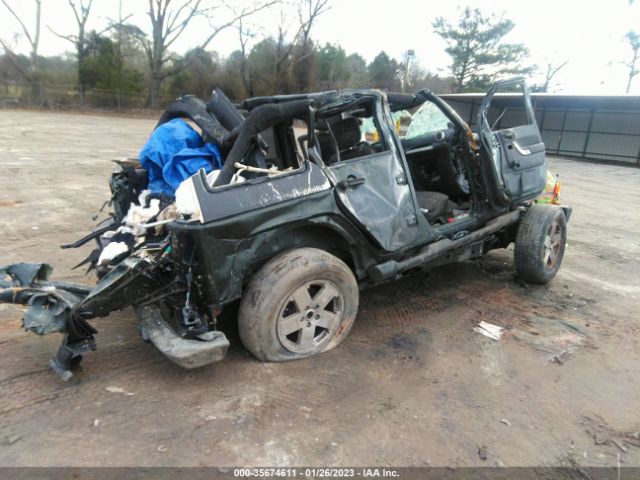 1J4HA5H13BL563422 Jeep Wrangler Unlimited Sahara