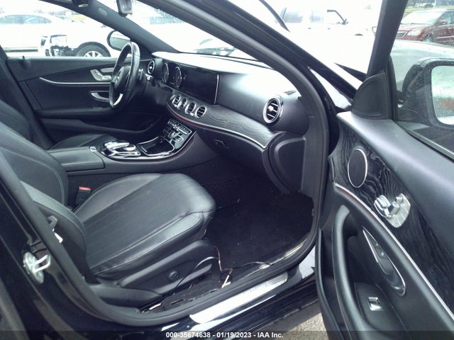2017 Mercedes-Benz E-Class, VIN: WDDZF4JB5HA149027