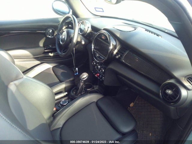 2018 Mini Cooper, VIN: WMWXP7C56J2A47646