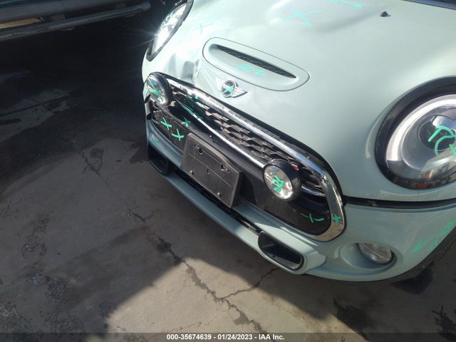 2018 Mini Cooper, VIN: WMWXP7C56J2A47646