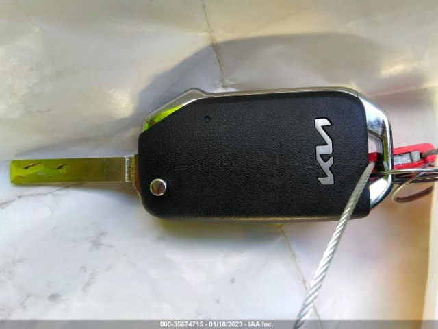 KNDJ23AU8N7170820 KIA SOUL LX