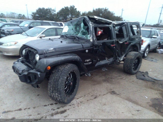 1C4HJWEG9JL898476 Jeep Wrangler Jk Unlimited Sahara
