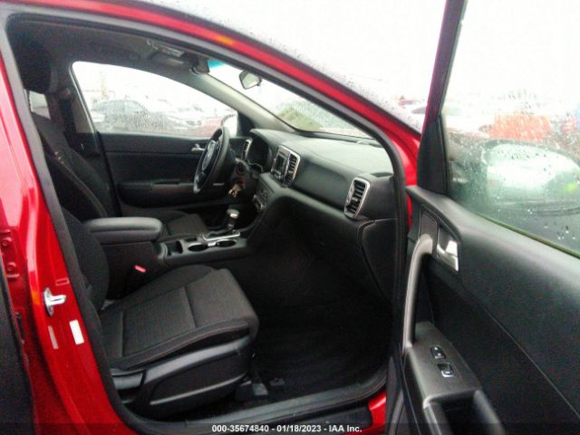 KNDPMCAC5J7454900 KIA Sportage Lx