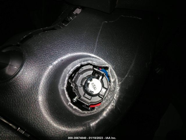 KNDPMCAC5J7454900 KIA Sportage Lx