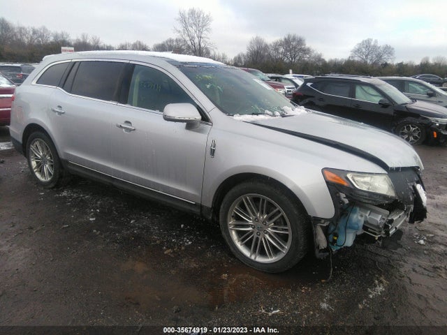 2014 Lincoln MKT, VIN: 2LMHJ5AT3EBL53022