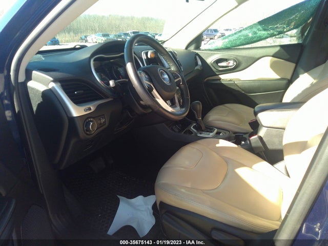 2016 Jeep Cherokee, VIN: 1C4PJLAB1GW207937