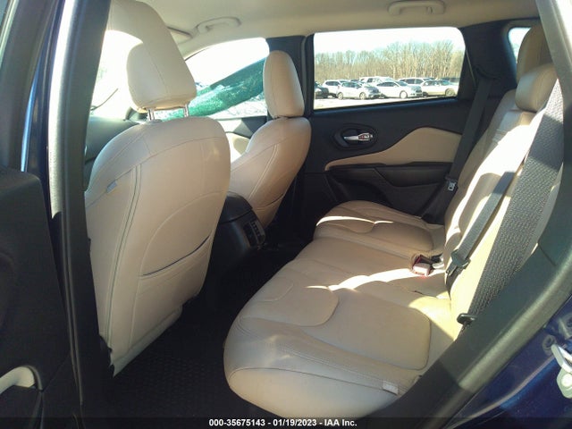 2016 Jeep Cherokee, VIN: 1C4PJLAB1GW207937