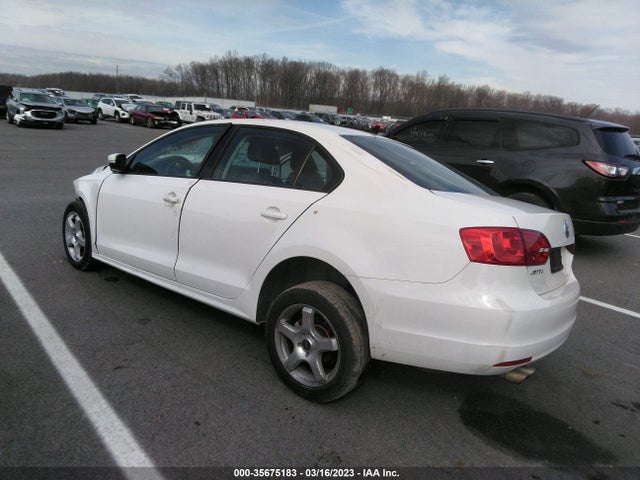 3VWDX7AJ8CM122715 Volkswagen Jetta Sedan Se W