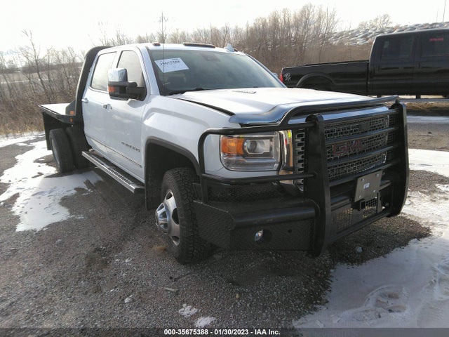 2015 GMC Sierra 3500HD, VIN: 1GT424E80FF659185
