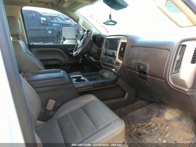 2015 GMC Sierra 3500HD, VIN: 1GT424E80FF659185