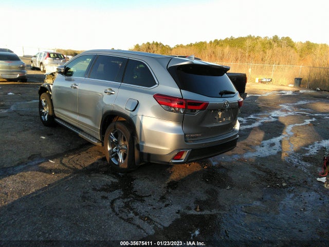 2017 Toyota Highlander, VIN: 5TDYZRFH4HS226531