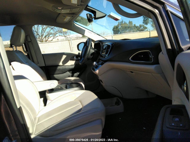 Chrysler Voyager Lxi 2021 аукцион фото