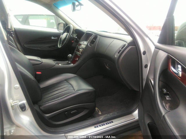 2016 Infiniti QX50, VIN: JN1BJ0RR4GM271513