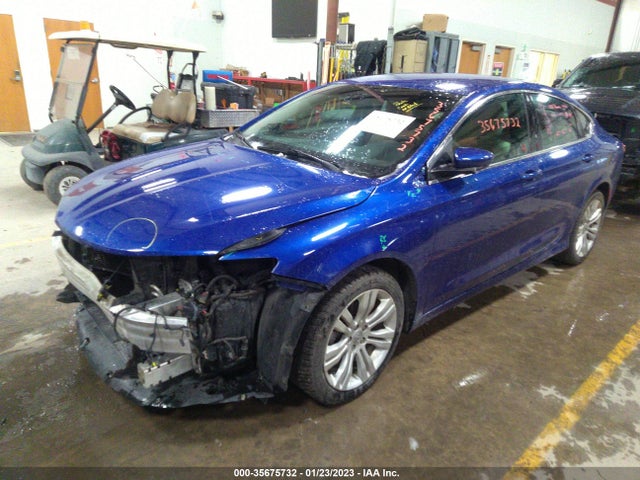 Chrysler 200 Limited 2015 1C3CCCAB8FN535633 Image 2
