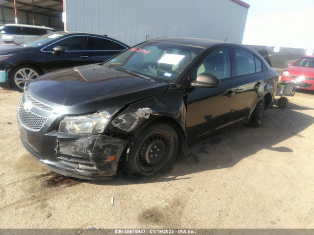 Chevrolet CRUZE LS 2014 1G1PA5SH2E7212045 Image 2