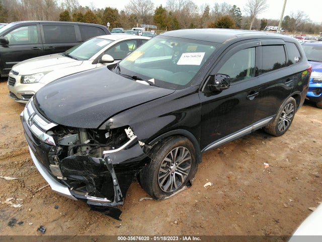JA4AD2A3XGZ040647 Mitsubishi Outlander Es