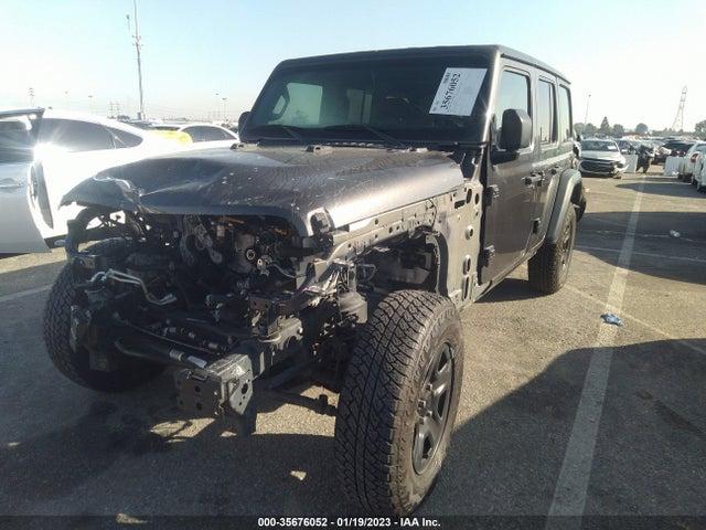 1C4HJXDN6JW283775 Jeep Wrangler Unlimited Sport