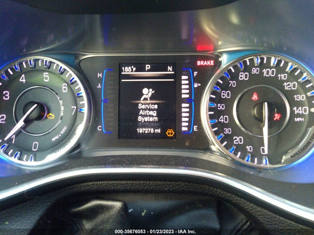 Chrysler 200 Limited Platinum 2017 1C3CCCAB7HN502688 Image 8
