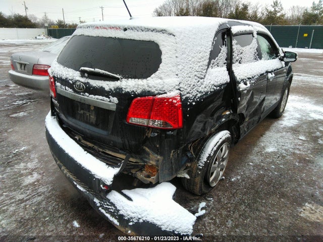 2013 KIA SORENTO LX VIN: 5XYKTCA69DG313763