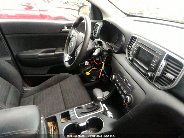 2018 KIA SPORTAGE LX VIN: KNDPMCAC3J7306972