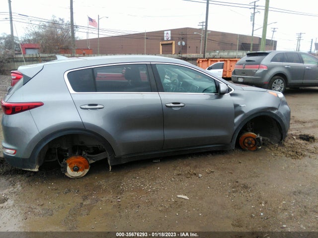 2018 KIA SPORTAGE LX VIN: KNDPMCAC3J7306972