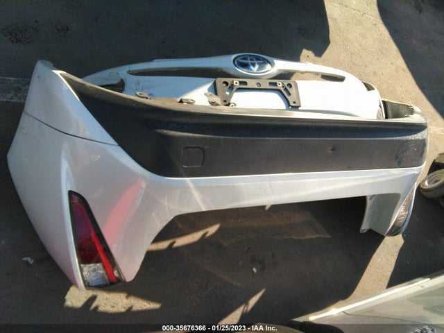 2018 Toyota Prius, VIN: JTDKBRFU6J3076016
