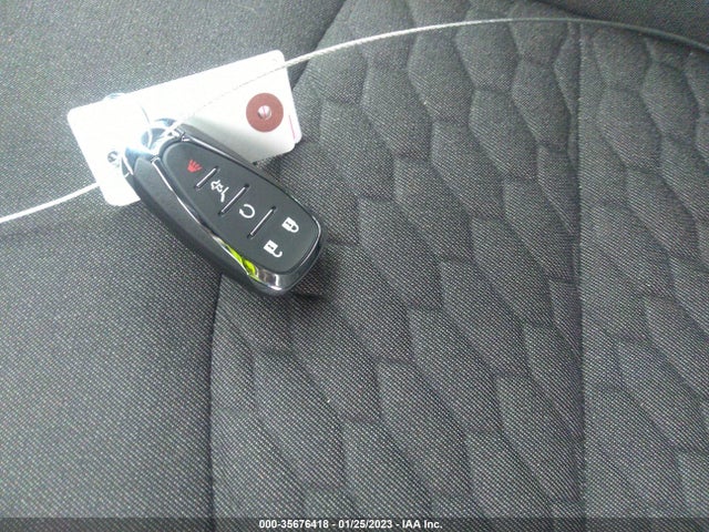 2020 Chevrolet Equinox, VIN: 3GNAXLEX6LL176847