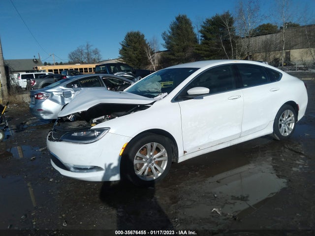 Chrysler 200 Limited 2015 1C3CCCAB4FN528520 Image 2