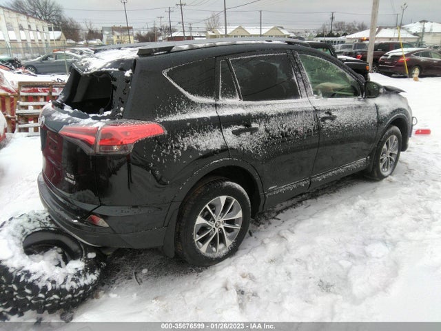 2017 Toyota RAV4, VIN: JTMRJREVXHD076892