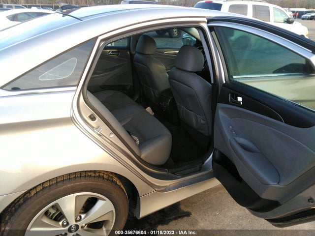 2012 HYUNDAI SONATA HYBRID VIN: KMHEC4A49CA047544