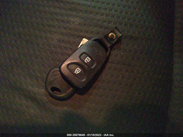 5XYKTDA25CG241512 KIA SORENTO LX
