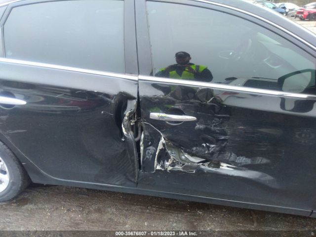 3N1AB7AP9KY281035 Nissan SENTRA SV