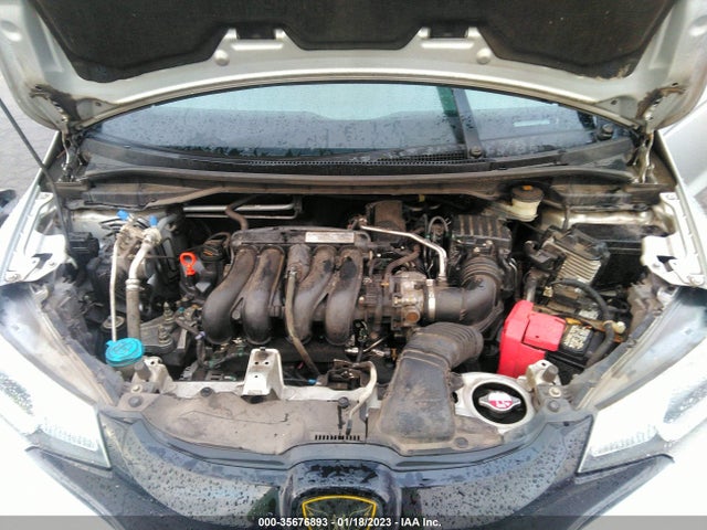 Honda FIT LX 2015 3HGGK5H54FM725520 Image 10