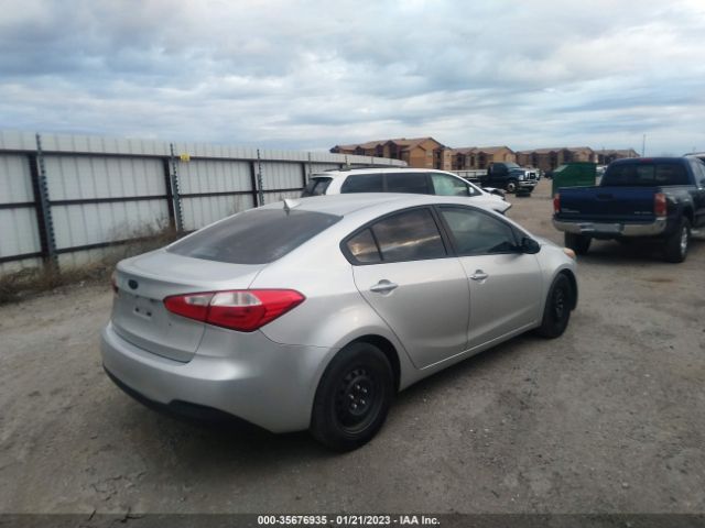 KNAFK4A68F5293153 KIA FORTE LX