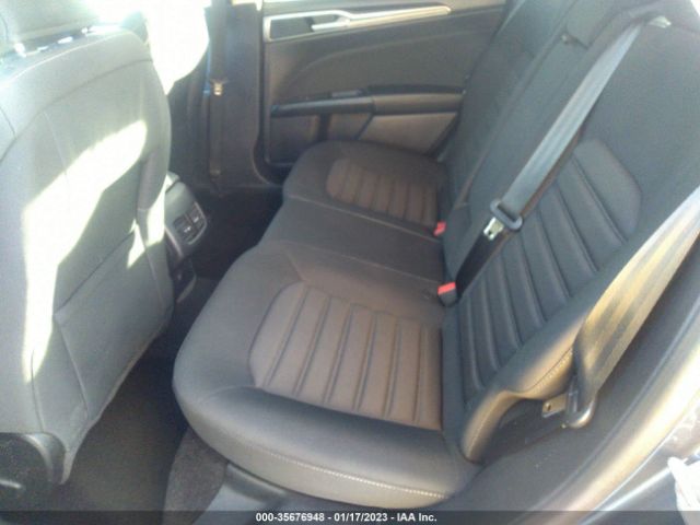 3FA6P0HDXJR136799 Ford FUSION SE
