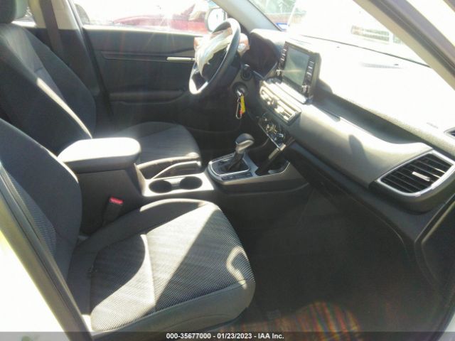 KNDEPCAA5P7371828 KIA Seltos Lx
