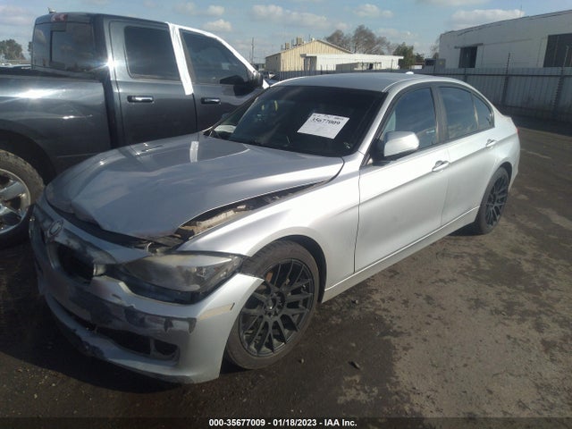 BMW 3 Series 320i 2015 WBA3B1G55FNT64776 Image 2