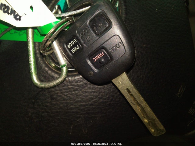 2T2HA31U04C015107 Lexus RX 330