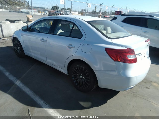 JS2RE9A37C6100531 Suzuki Kizashi