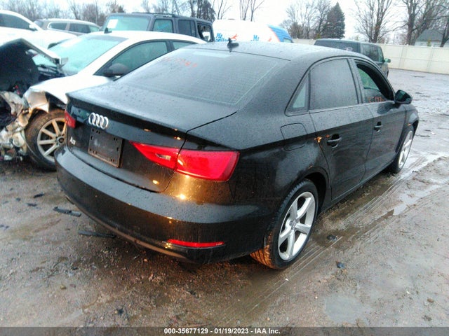 2015 Audi A3, VIN: WAUACGFF8F1011747