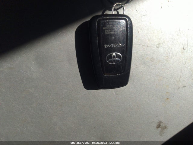 2020 Toyota RAV4, VIN: 2T3W1RFV5LW079440